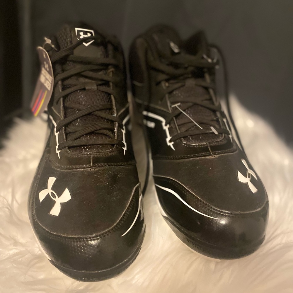 NWT Under Armour Men’s Baseball Cleats